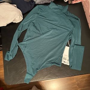 Lululemon Ultra Soft Nulu Turtleneck Bodysuit SMTL Storm Teal Blue Size 12